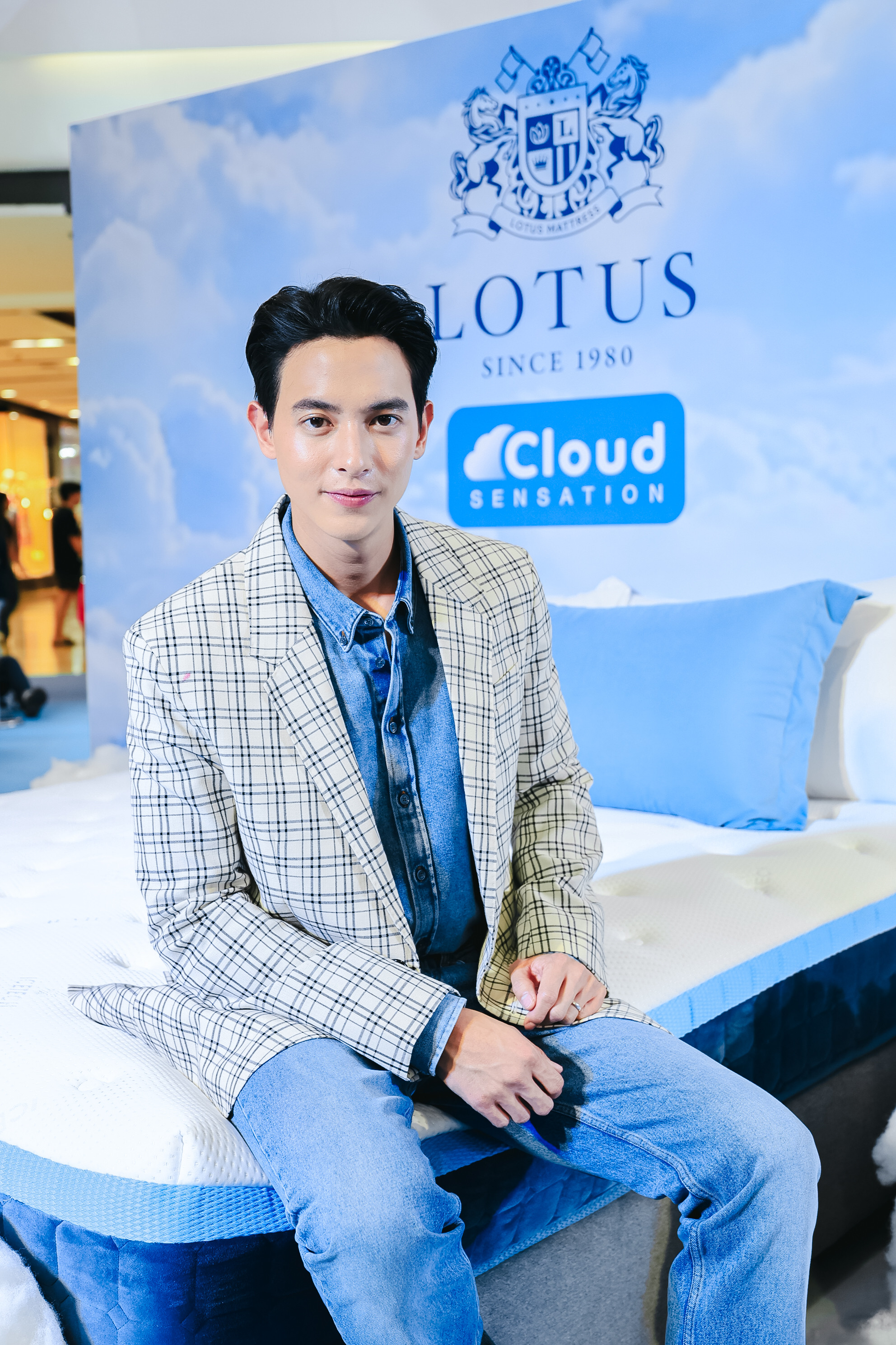 bed-ambassador-james-jirayu-06